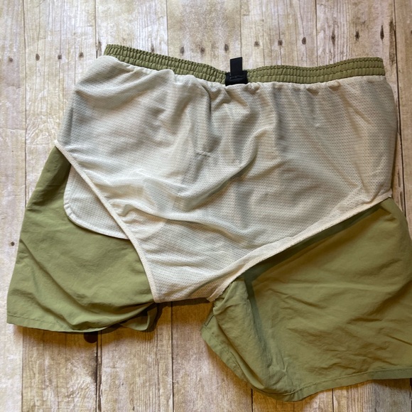 Patagonia Baggies in Buckhorn Green Shorts Netplus shell M - Picture 9 of 16